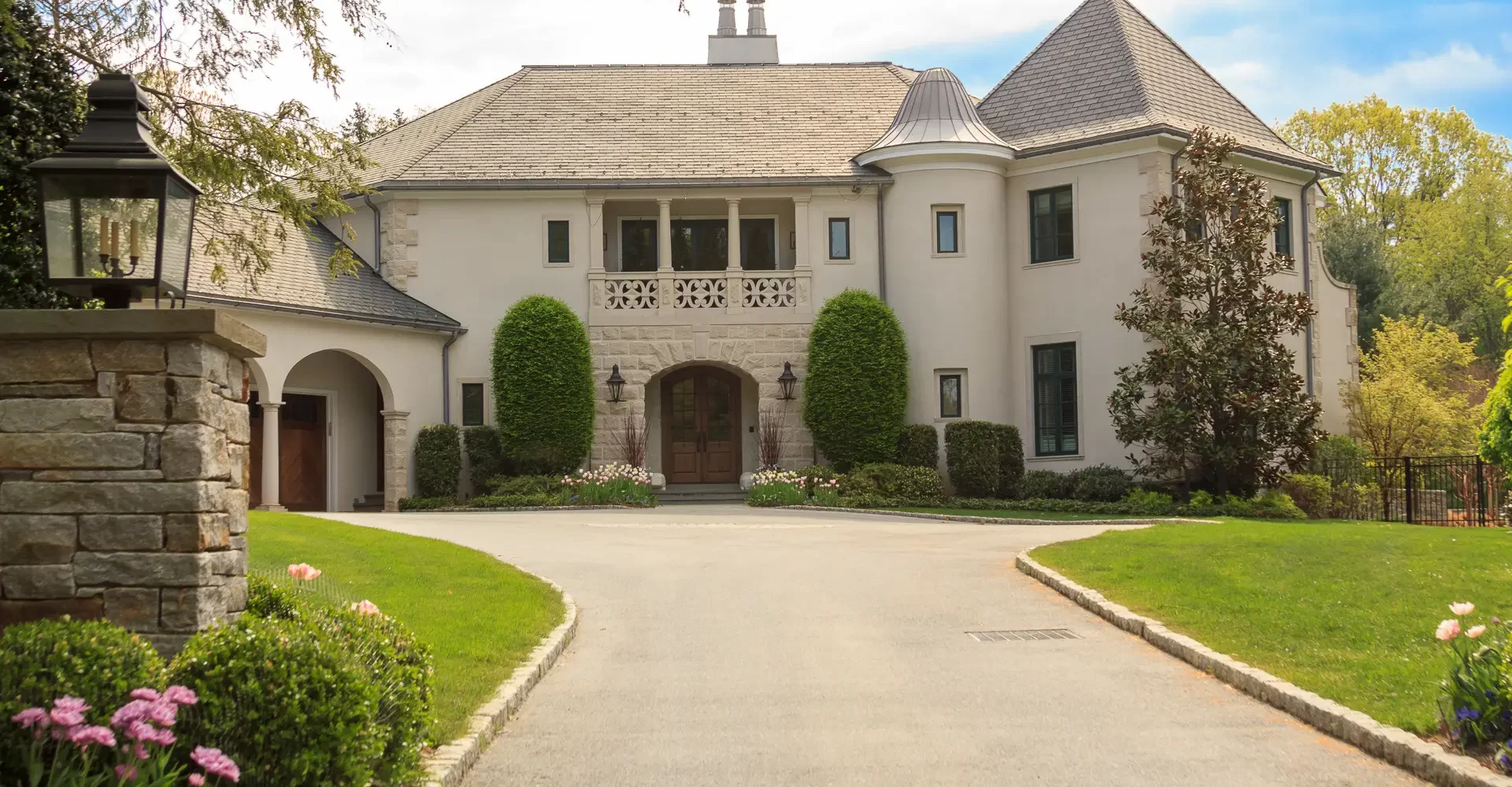 Acrylic residential stucco contractor, professional in Conshohocken PA 19428-1