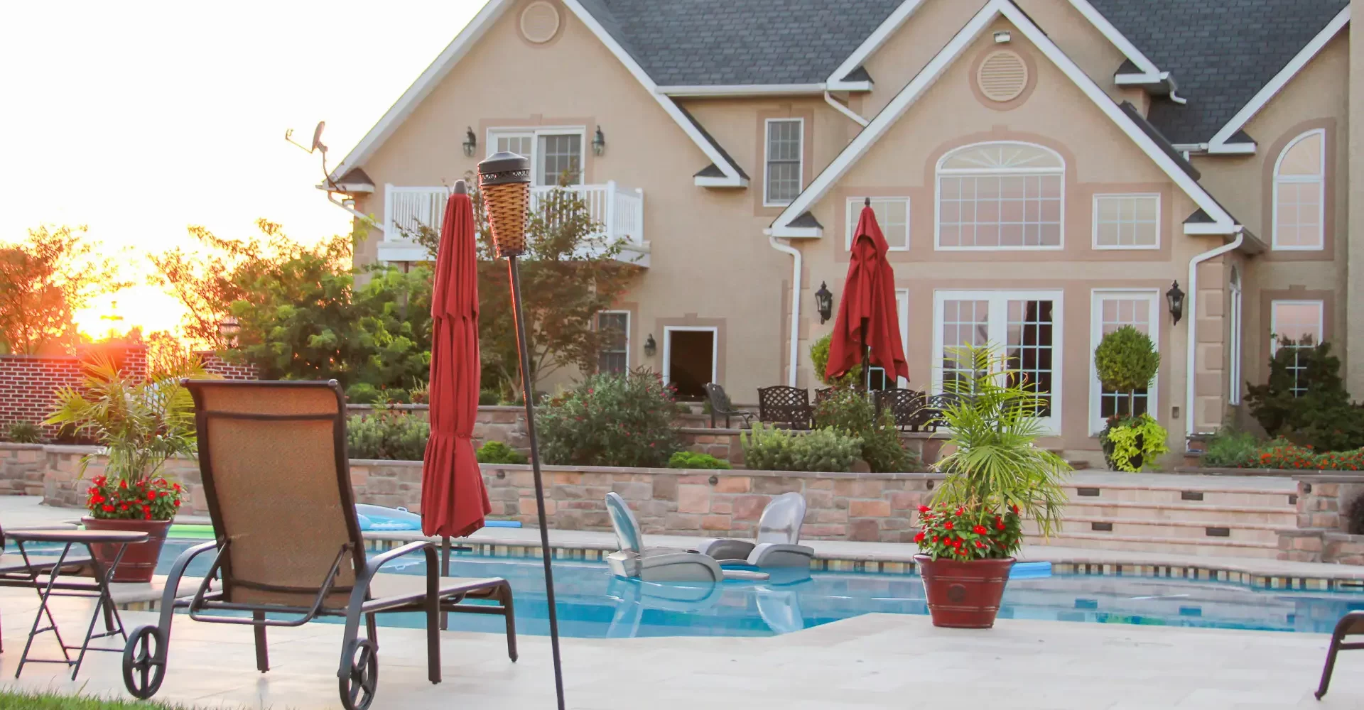 Acrylic stucco veneer stone contractor in Royersford PA 19468-14