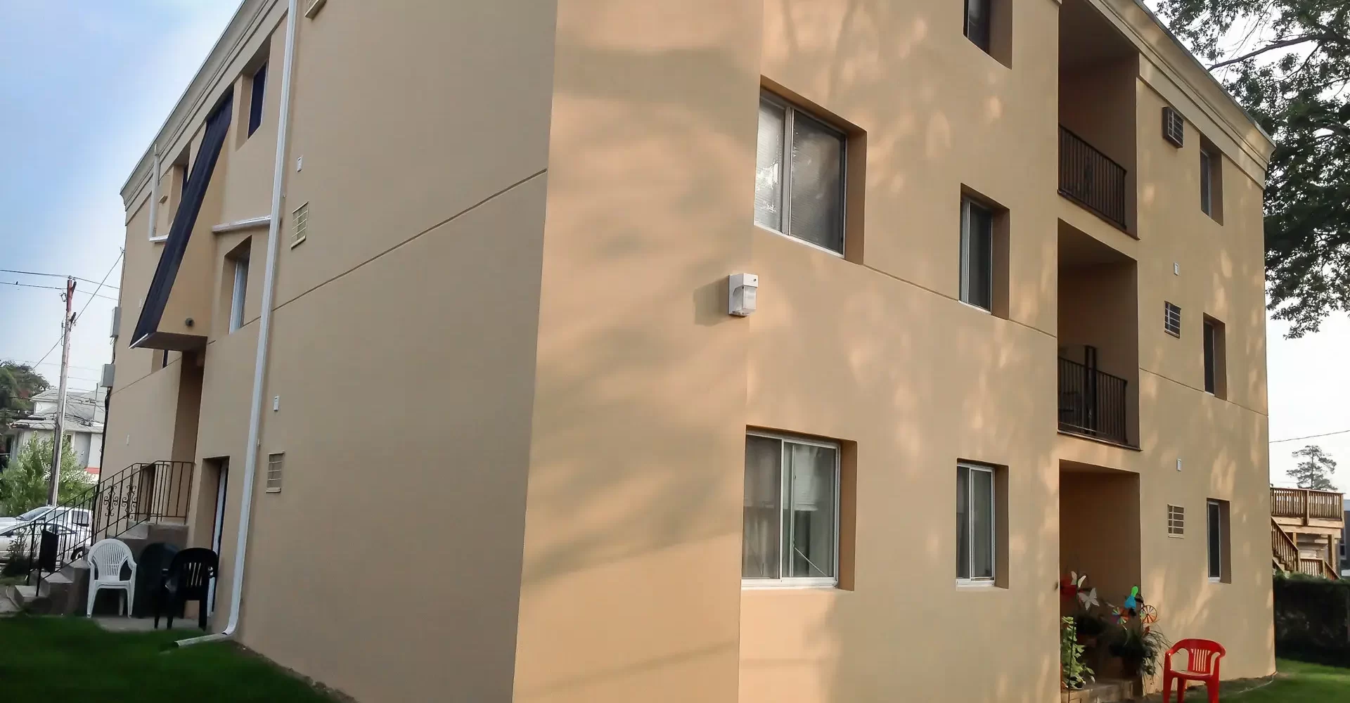 EIFS comercial Stucco Renovation contractor in Paoli PA -5