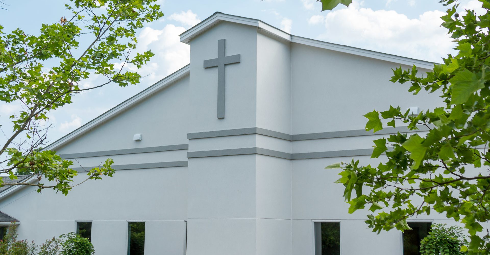 EIFS system in PA by Rene Munoz Plastering LLC