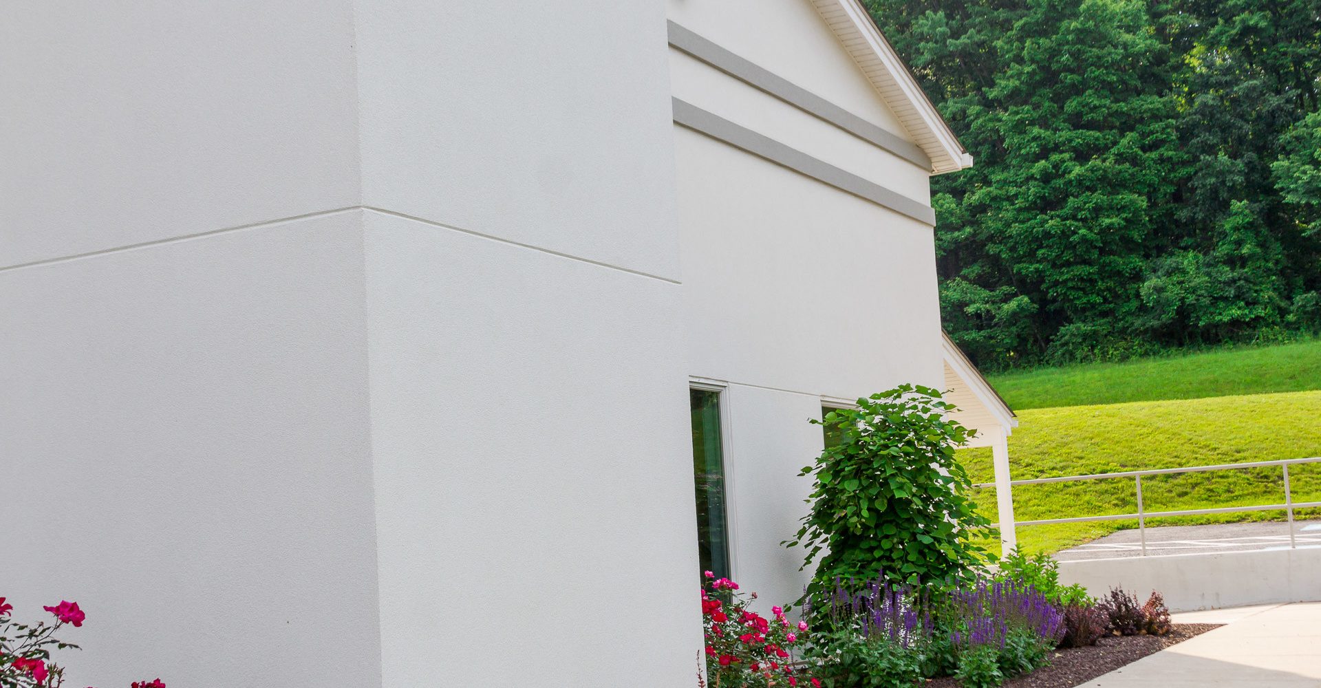 Professional  residential & commercial  Stucco EIFS  plastering contractor near me, acrylic EIFS stucco installer in PA, Stucco Pro, Certified  EIFS stucco company near me