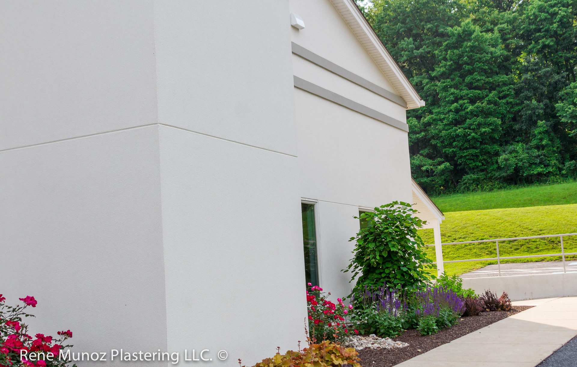 Professional  residential & commercial  Stucco EIFS  plastering contractor near me, acrylic EIFS stucco installer in PA, Stucco Pro, Certified  EIFS stucco company near me