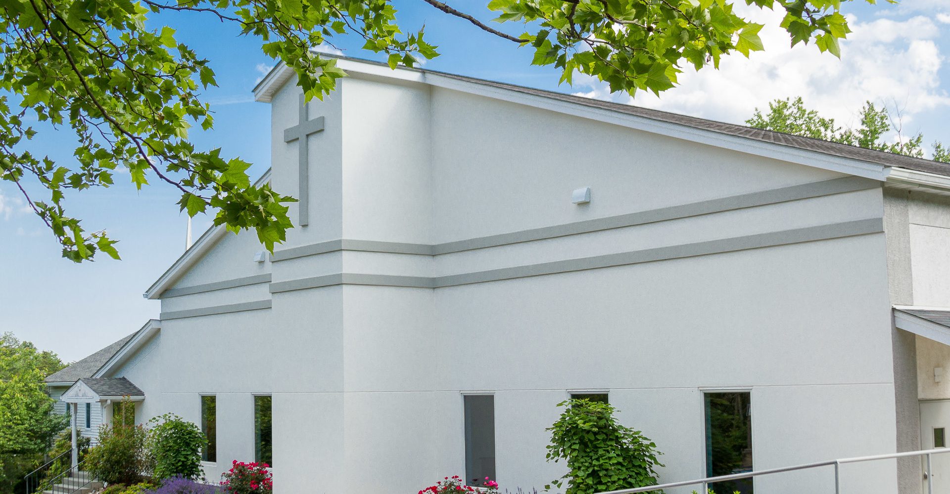 Smooth acrylic finish in an EIFS system