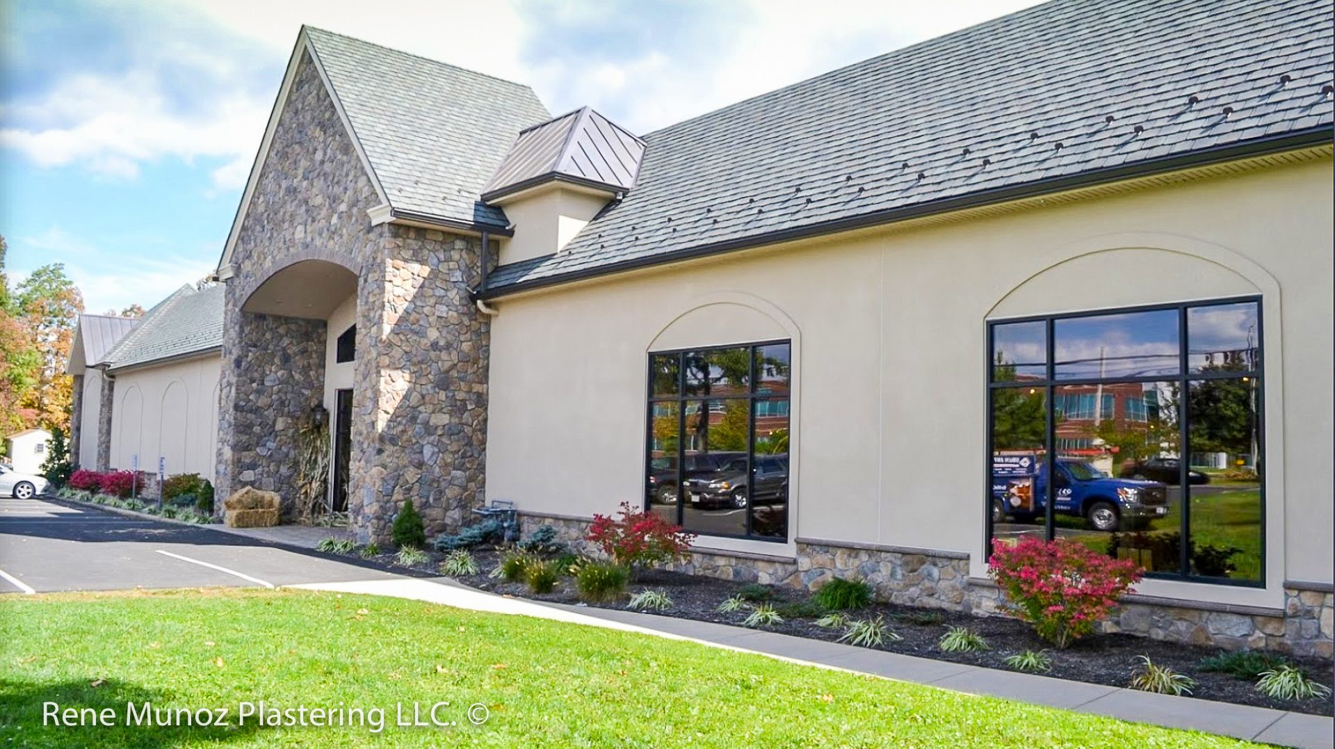 Stucco company , stone, contractor, acrylic commercial specialist in North Wales, PA 19454-1