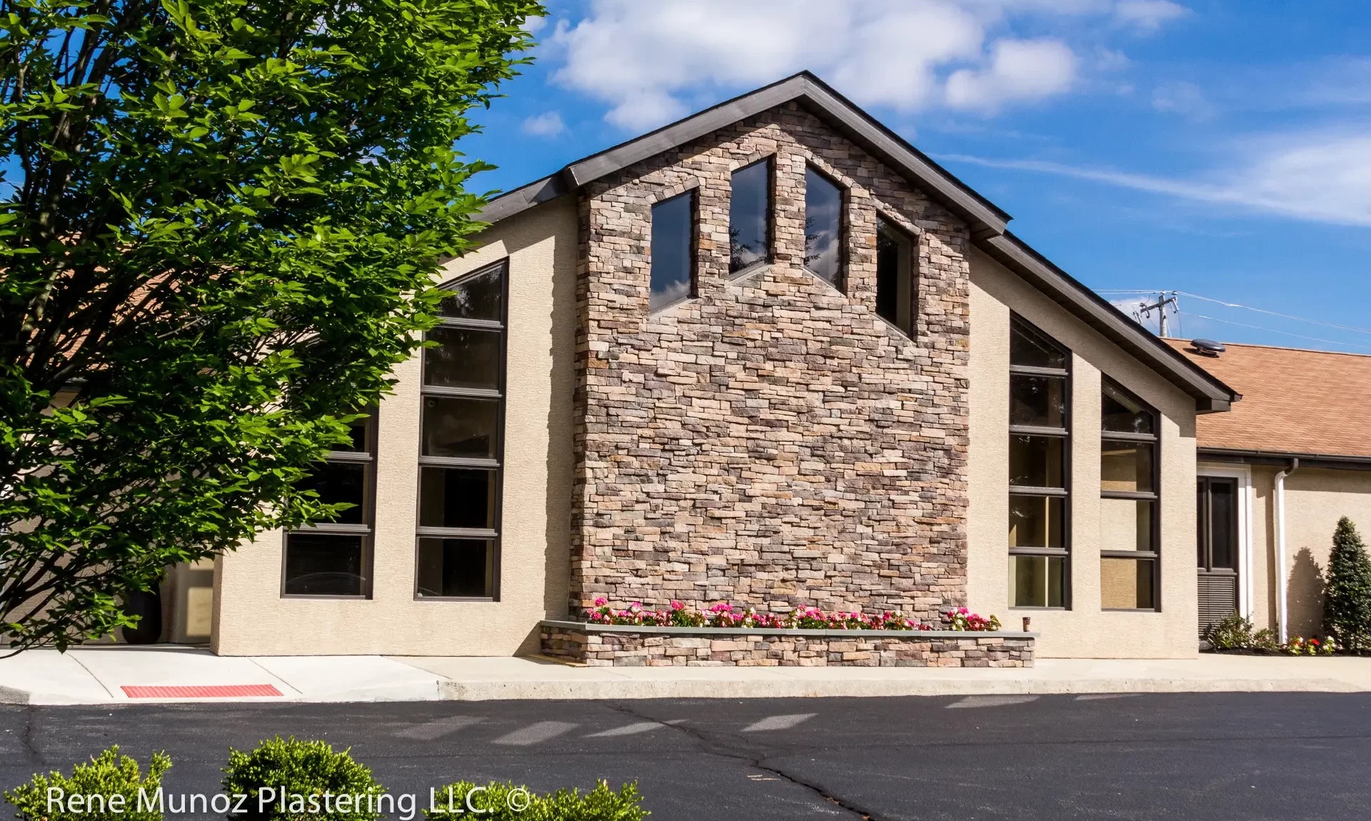 commercial stucco and stone contractor, professional in Adubon PA 19403-2