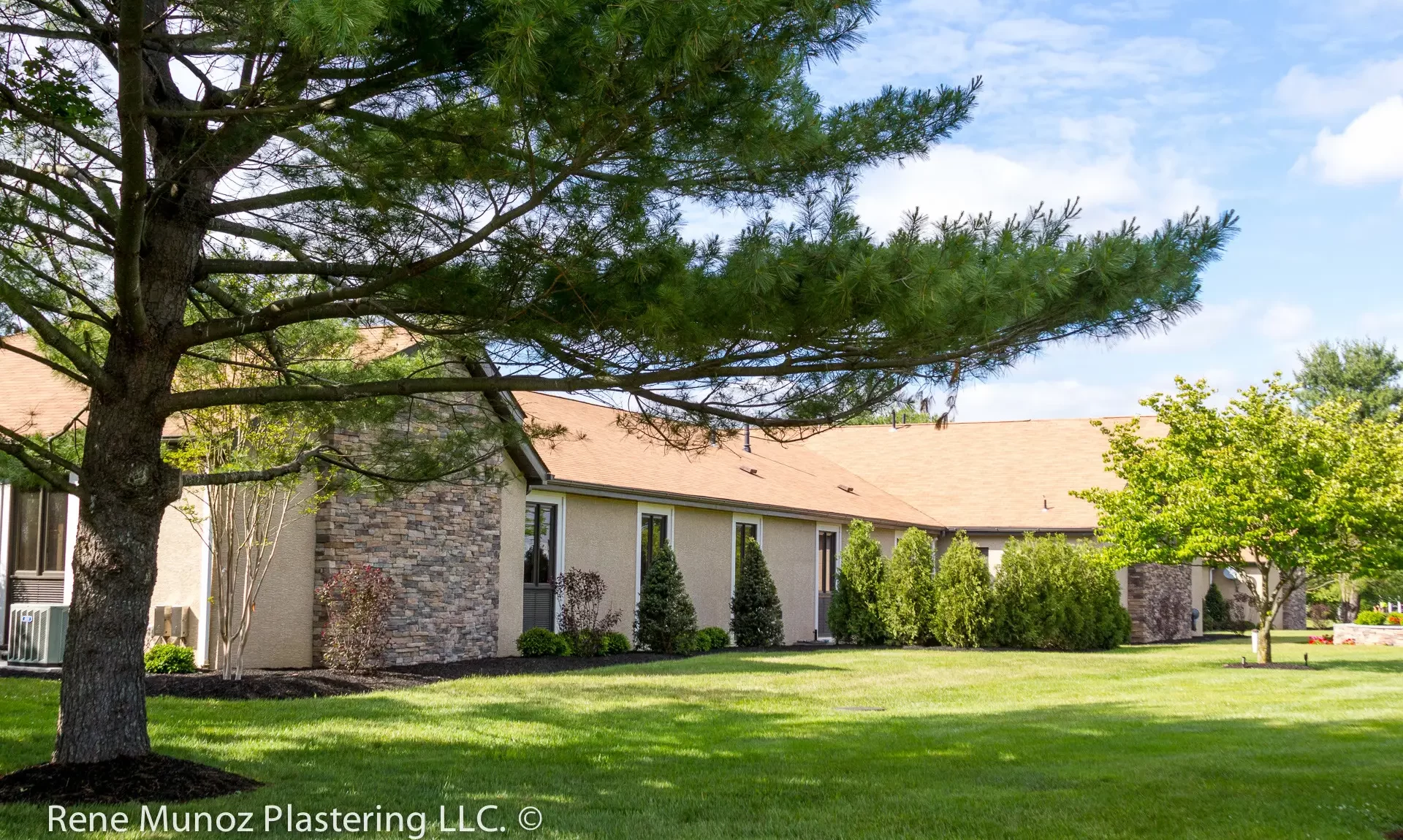 commercial stucco and stone contractor, professional in Adubon PA 19403-4