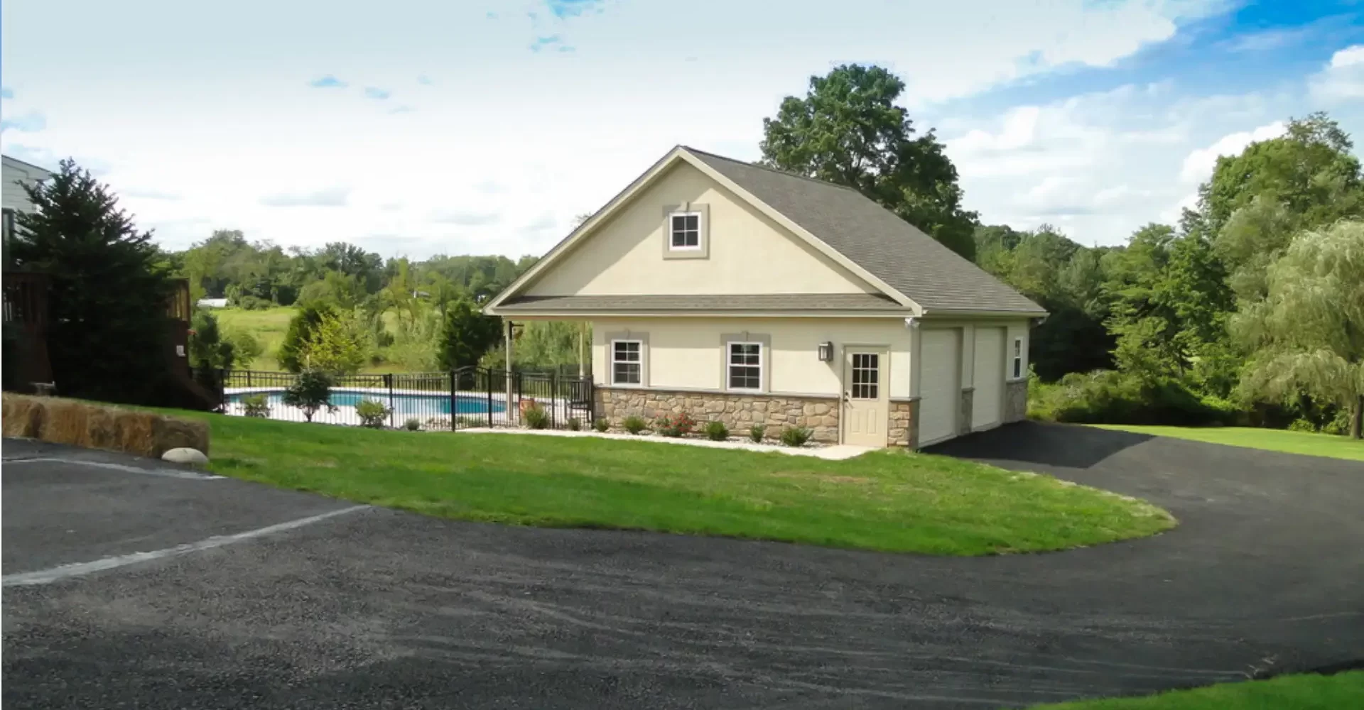 stucco and veneer stone contractor in Collegeville PA -1